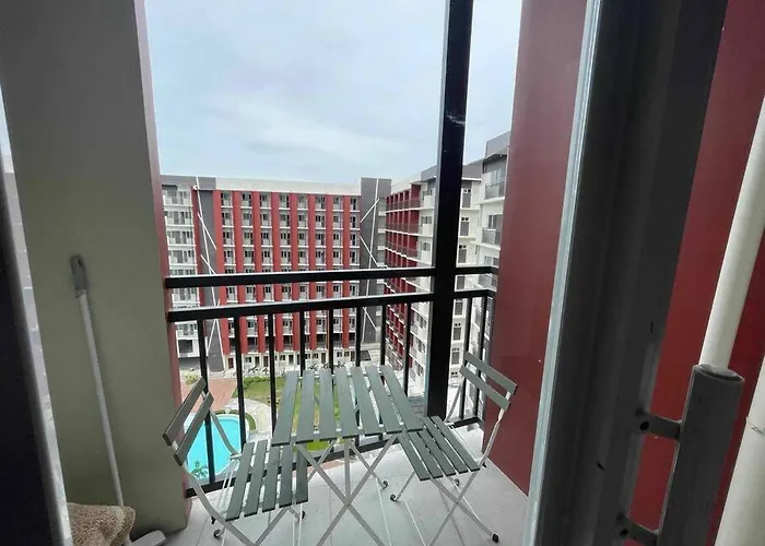 Relaxing Pool-view In Mactan With Balcony * マクタン